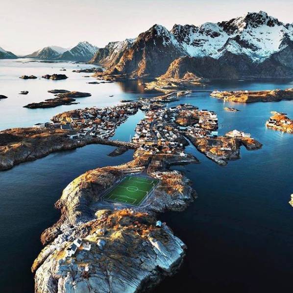 挪威足球场