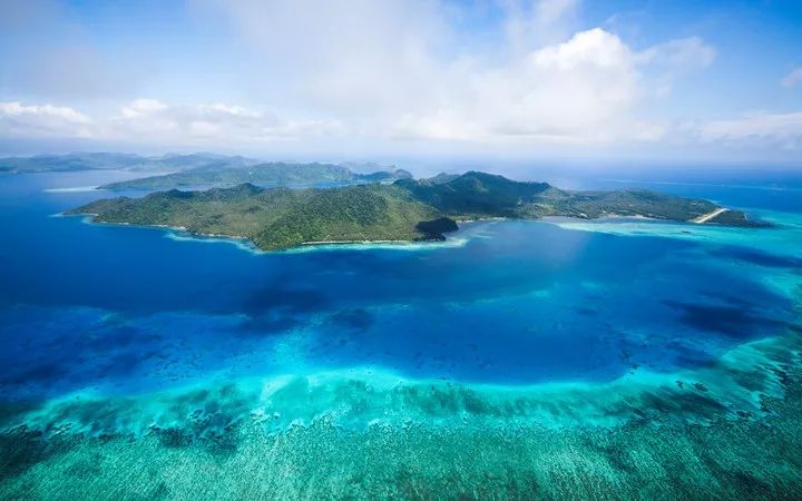 斐济劳萨拉岛